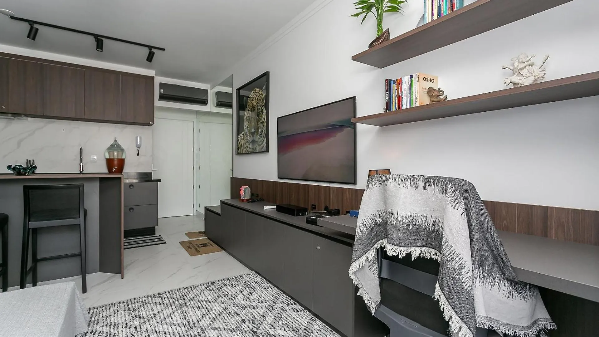 Studio Luxuoso Pe Na Areia Em Irb203 Florianópolis Brasilien